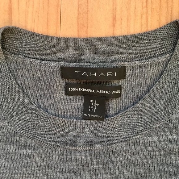 TAHARI colorblock sweater - Picture 2 of 2